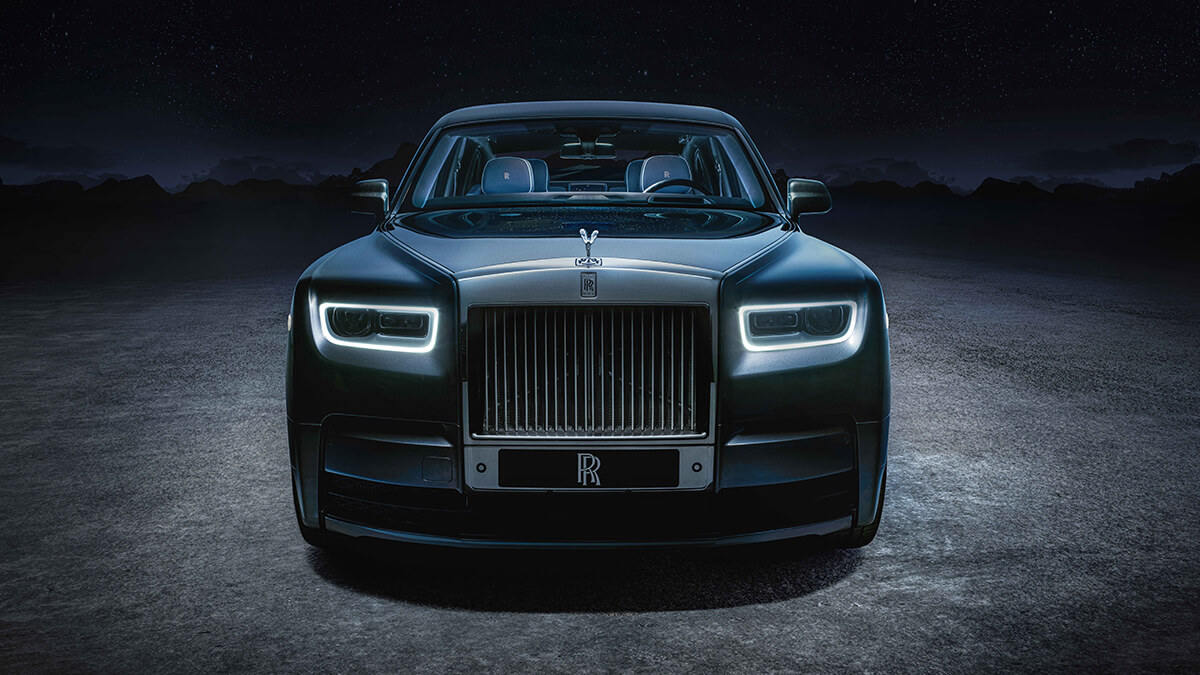 ROLLS-ROYCE PHANTOM TEMPUS: UYGUN BÜYÜKLÜKTE BENZERSİZ BİR MOTORLU ARAÇ