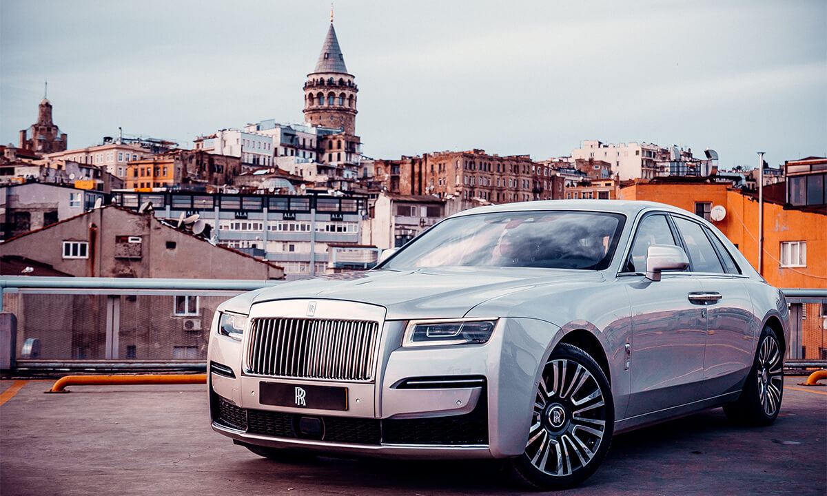 YENİ NESİL ROLLS-ROYCE GHOST TÜRKİYE’DE!