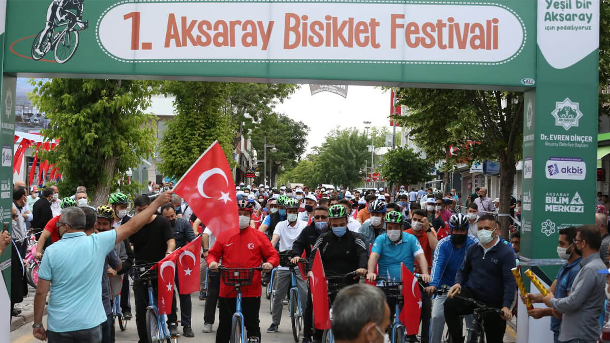 TÜRK TELEKOM VE AKSARAY BELEDİYESİ’NDEN AKILLI BİSİKLETLER