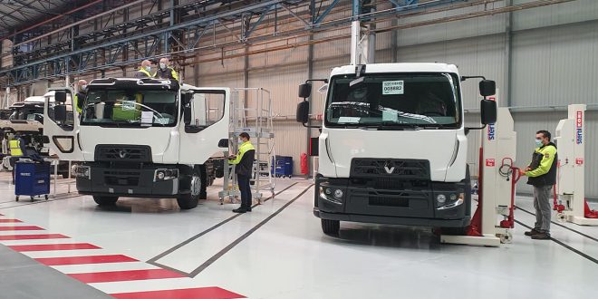 ENDÜSTRİYEL TURİZM: EVİNİZDEN BOURG-EN-BRESSE'DEKİ RENAULT TRUCKS FABRİKASINI GEZİN…