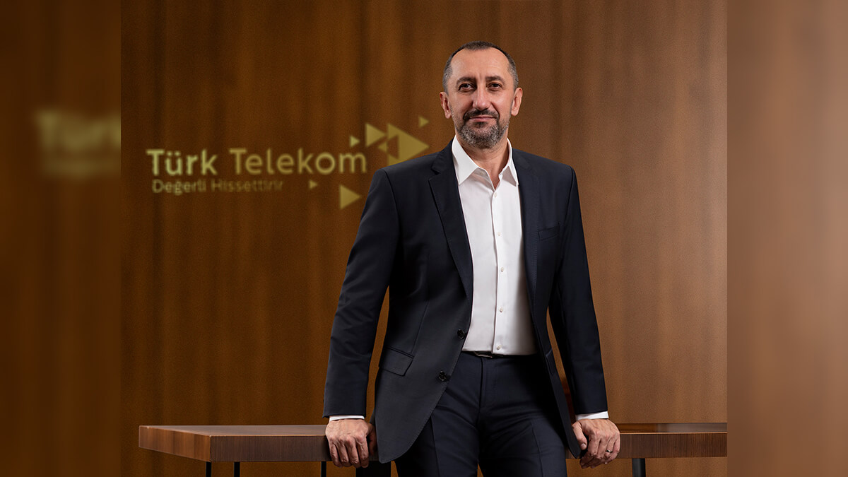 TÜRK TELEKOM ÇALIŞANLARI 3 YILDA 18 TON ELEKTRONİK ATIĞI DÖNÜŞTÜRDÜ