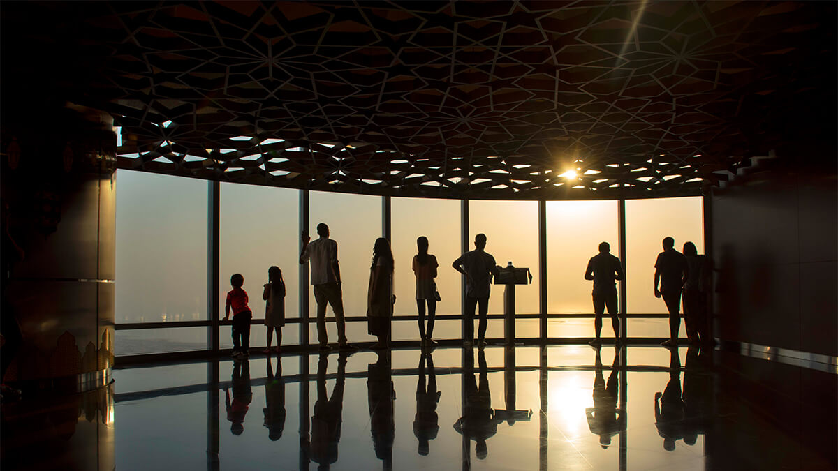 Dubai'ye Emirates İle Uçun, Dünyanın En Yüksek Binası At The Top Burj Khalifa'nın Seyir Terasında Misafir Olun