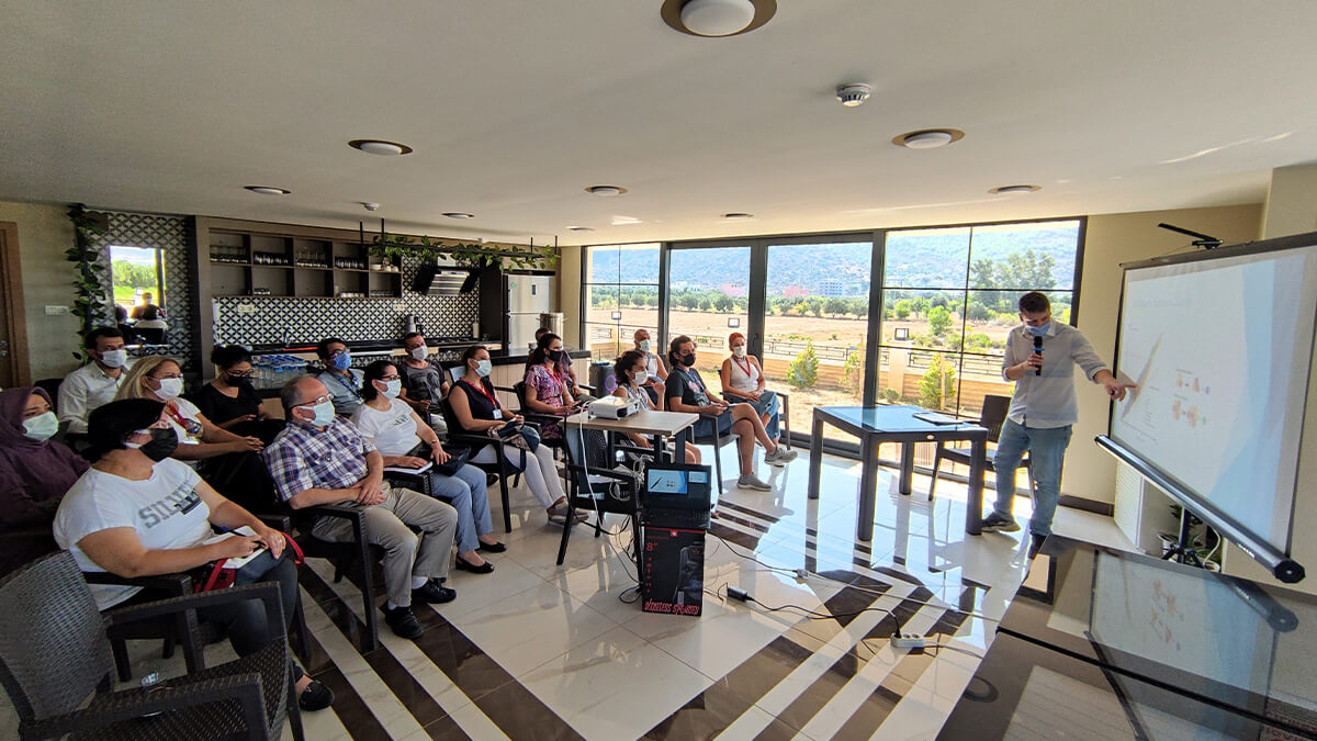 AKKUYU NÜKLEER A.Ş. Uzmanları Mersin’de Meslek Lisesi Öğretmenlerine Eğitim Verdi