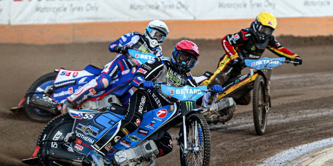 FIM Speedway GP'de Heyecan İsveç, Skrotfrag Arena'da Devam Ediyor.