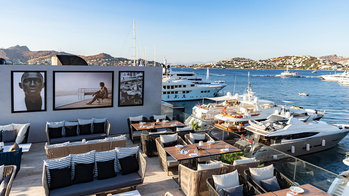 GQ BAR BODRUM, YALIKAVAK MARİNA’DA İLK KEZ AÇILDI