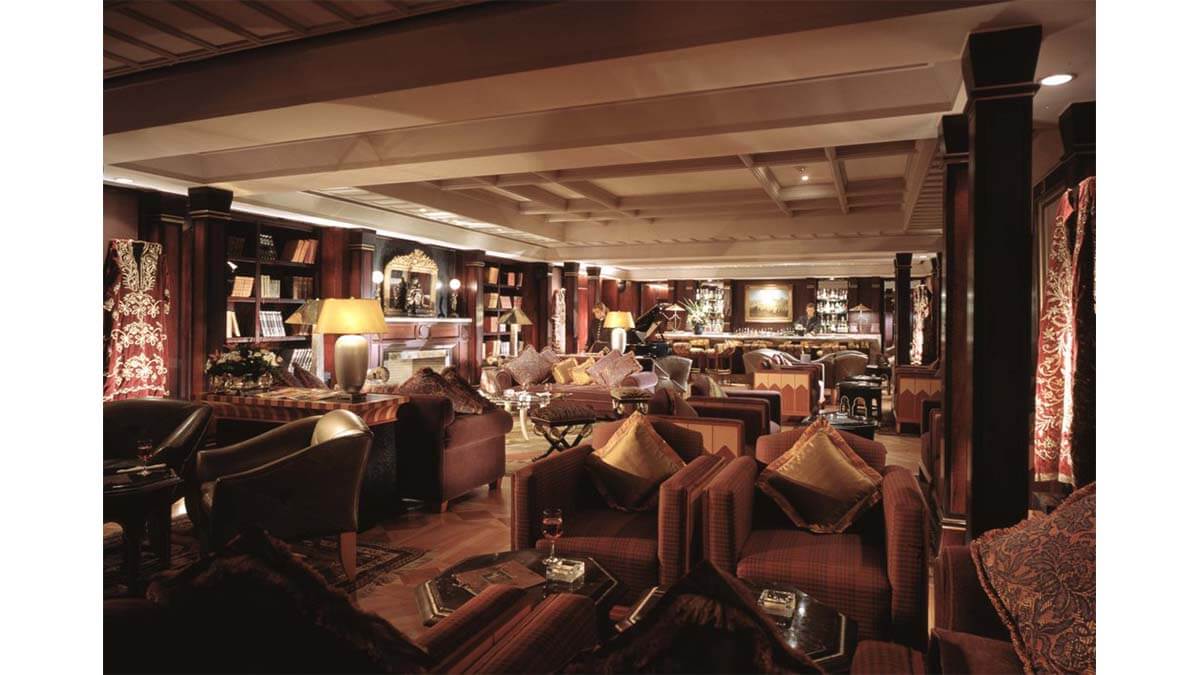 Grand Hyatt İstanbul The Library Lounge’da Latin Rüzgarı